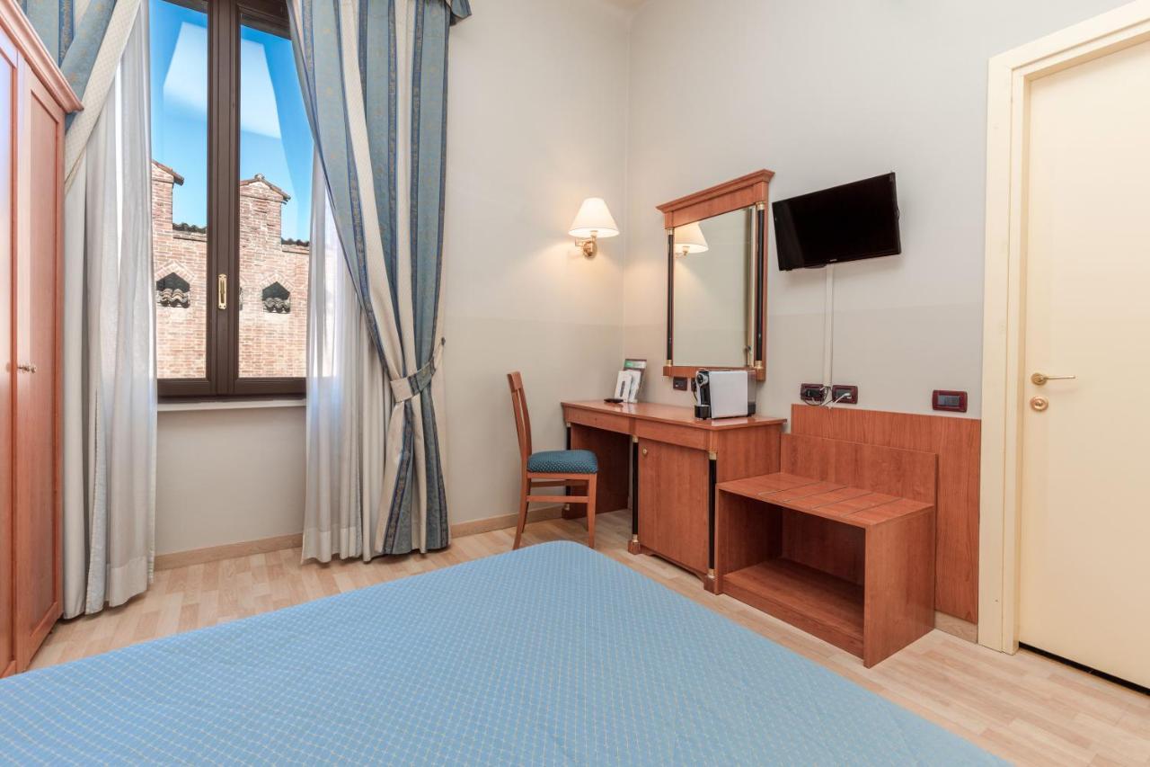 Hotel Impero Cremona Esterno foto