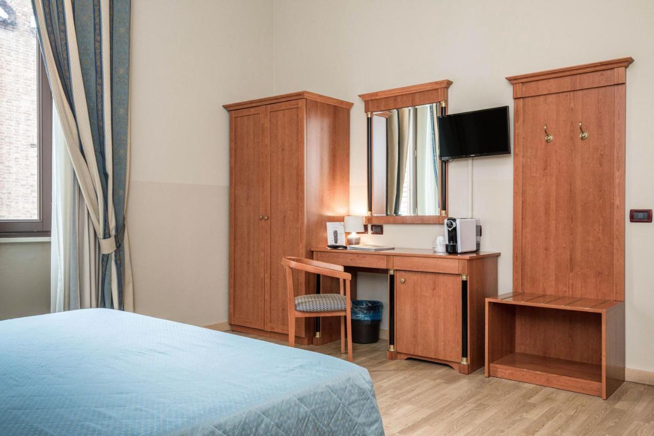 Hotel Impero Cremona Esterno foto
