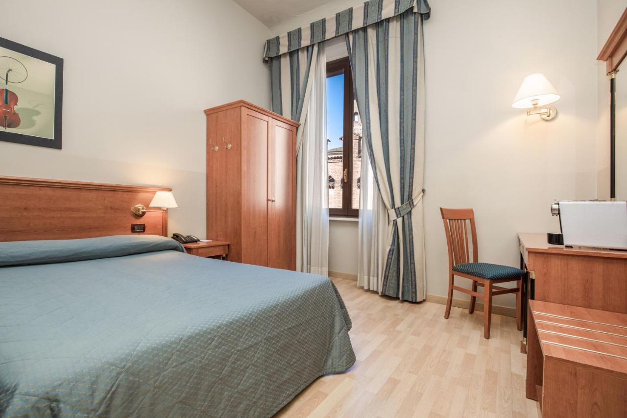 Hotel Impero Cremona Esterno foto