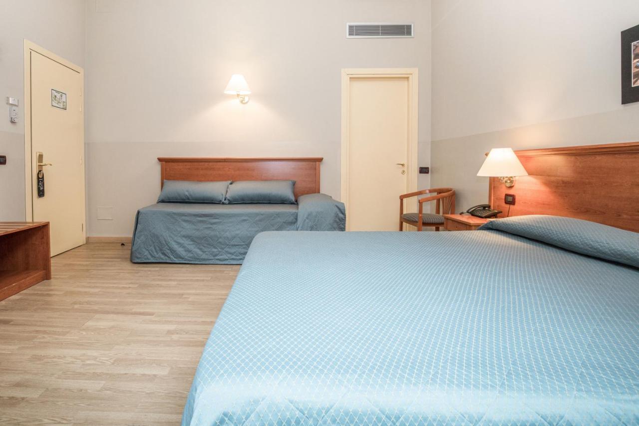 Hotel Impero Cremona Esterno foto