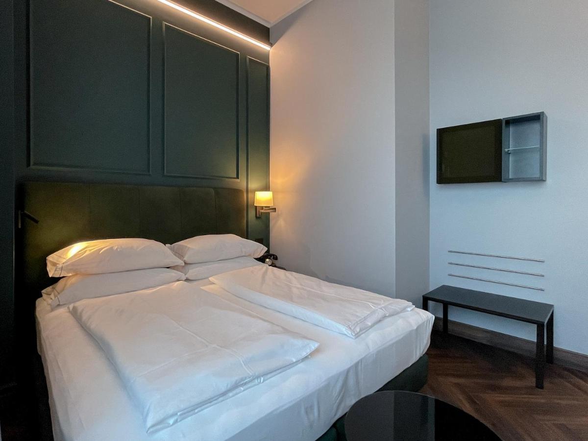 Hotel Impero Cremona Esterno foto