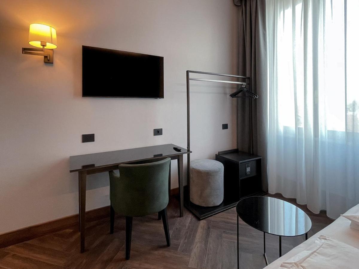 Hotel Impero Cremona Esterno foto
