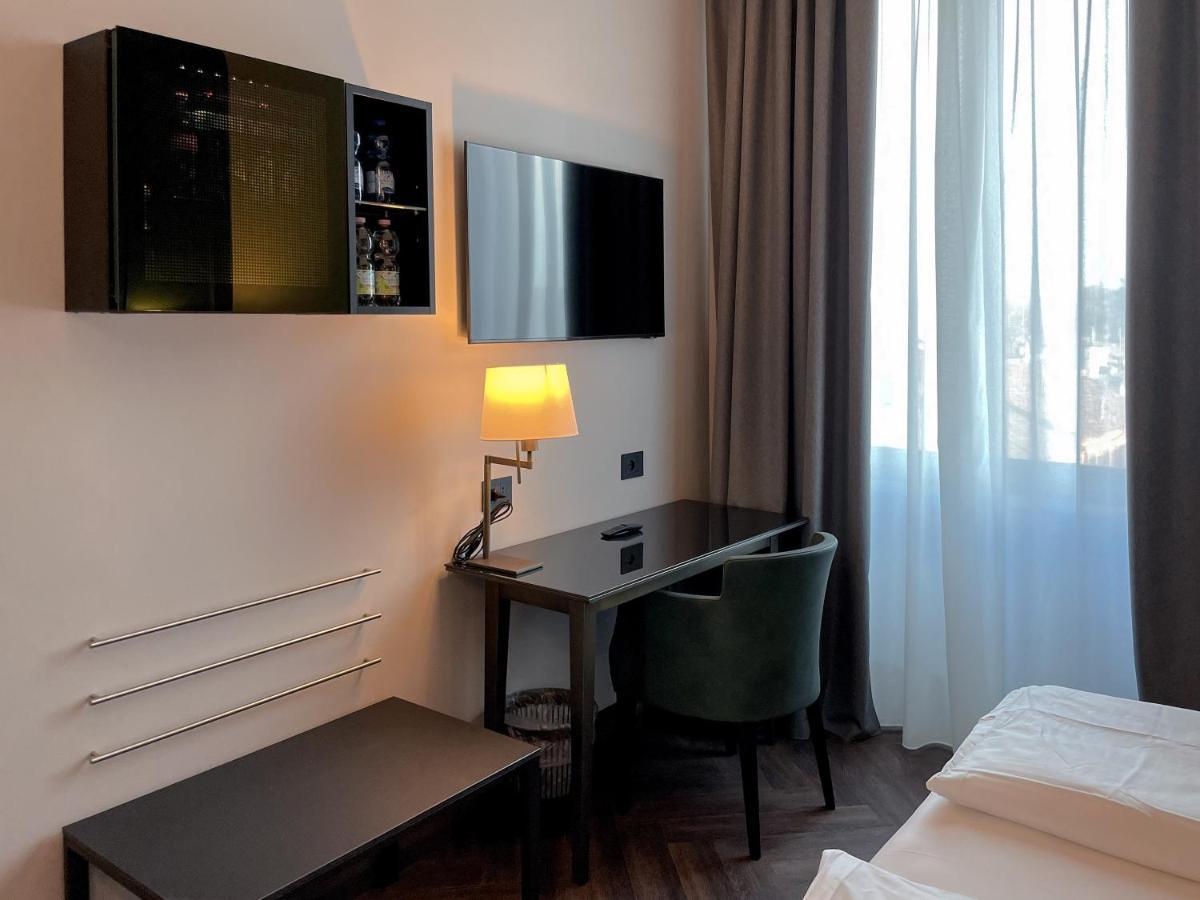 Hotel Impero Cremona Esterno foto